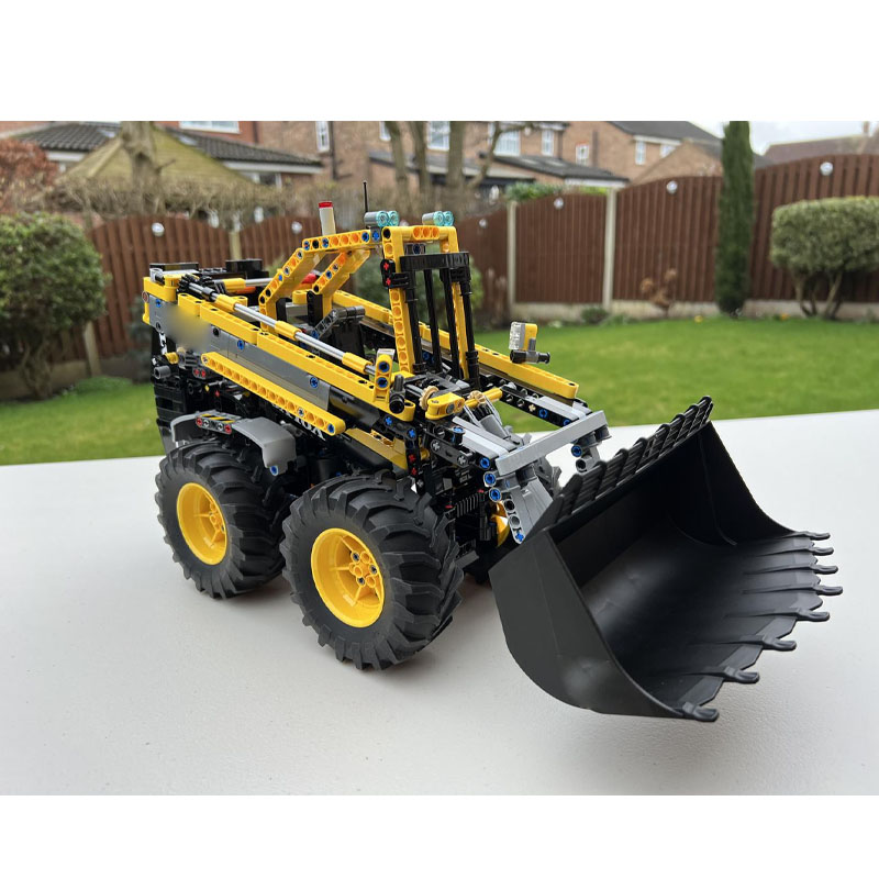 Urban Farming Building - MOC-104489 アーバンファーム農業用スキッドステアローダービルディングブロックモデル、803パーツ、男の子の子供の誕生日組み立ておもちゃギフト